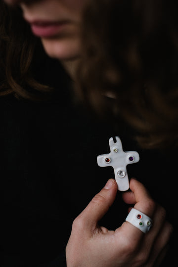 Cross pendant